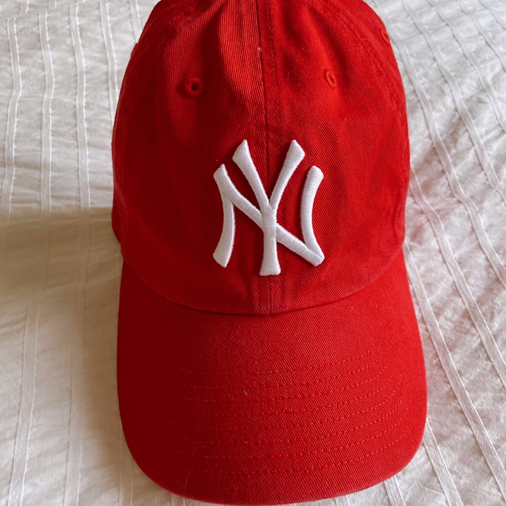 YANKEES CAP ‘47 BRAND OSFA WORN ONCE